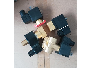 北票專業(yè)維修空壓機-濟南恒風(fēng)空壓機有限公司