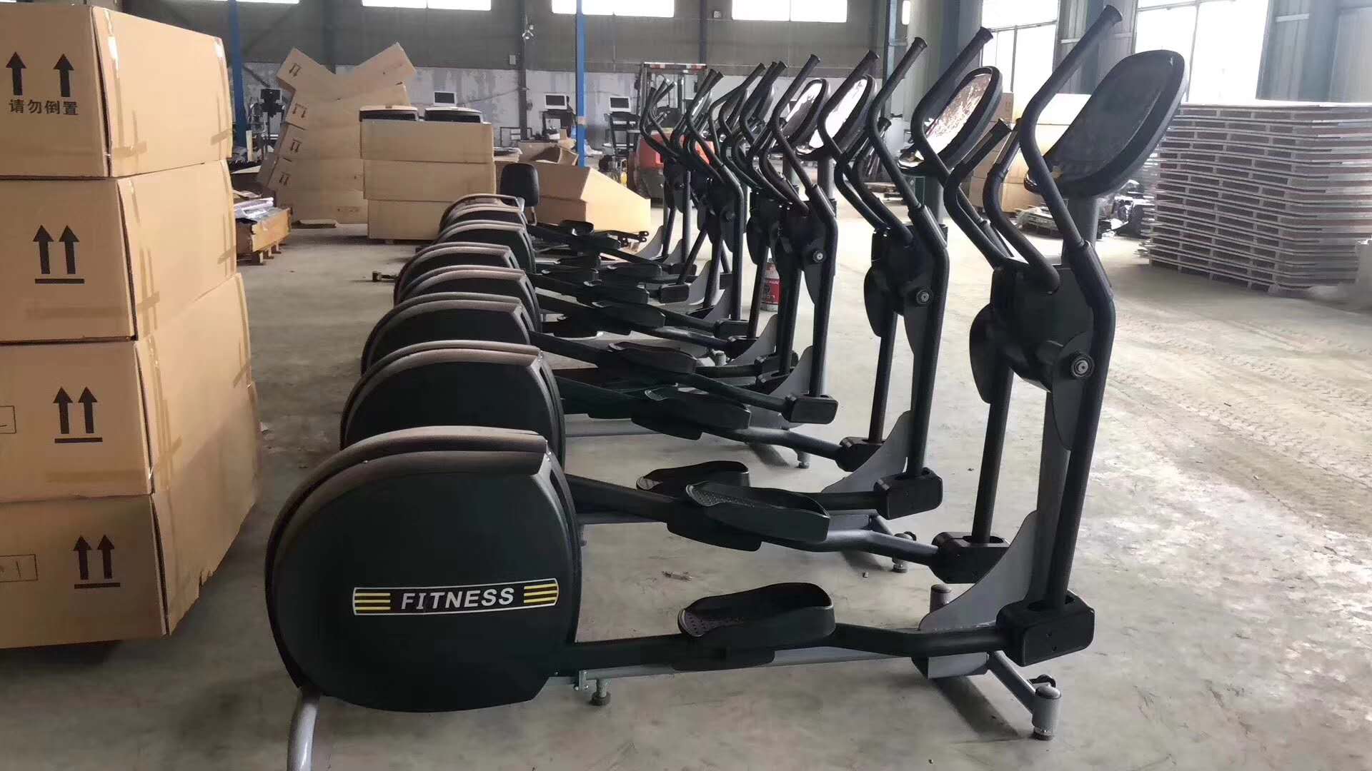 奧信德健身器材廠家直銷健身房橢圓機練習(xí)器