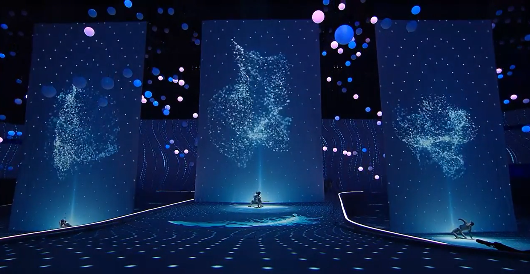 浮球矩陣 小球矩陣 巨幸科技 動態(tài)雕塑