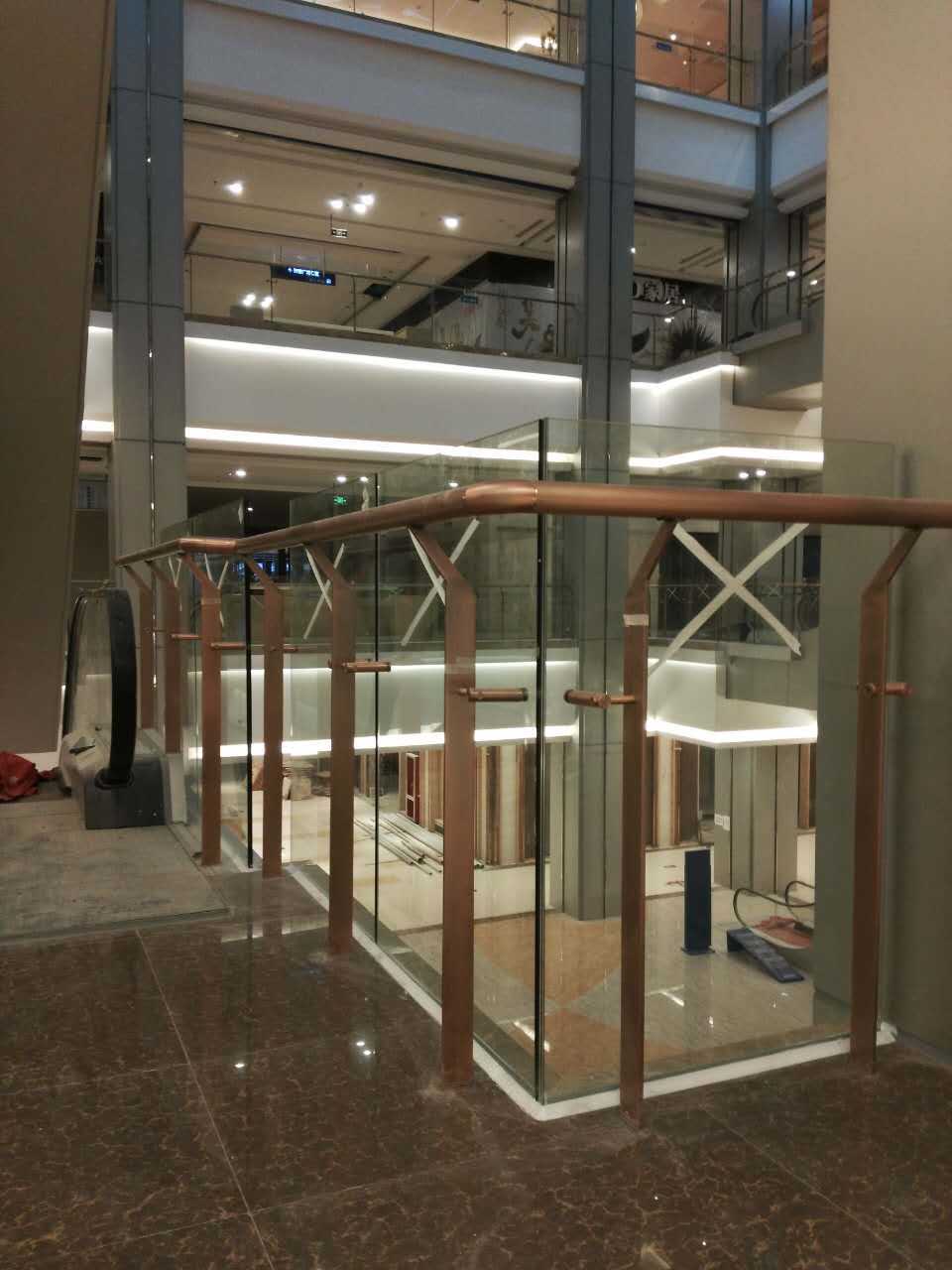 尋找不銹鋼立柱廠家 批發(fā)價  不銹鋼工程立柱 實心樓梯扶 尋找不銹鋼立柱廠家 批發(fā)價