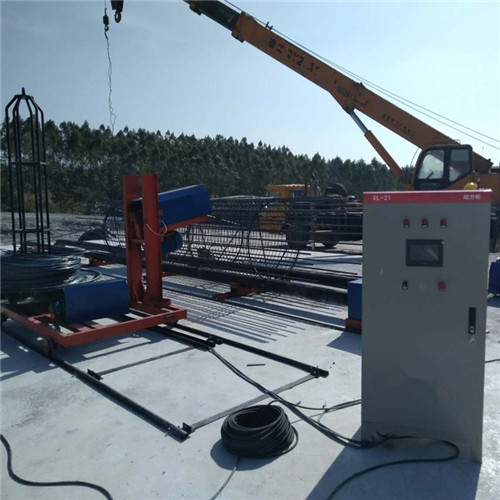 久科數(shù)控鋼筋籠繞筋機(jī)半自動(dòng)鋼筋滾籠機(jī)小型鋼筋籠滾焊機(jī)