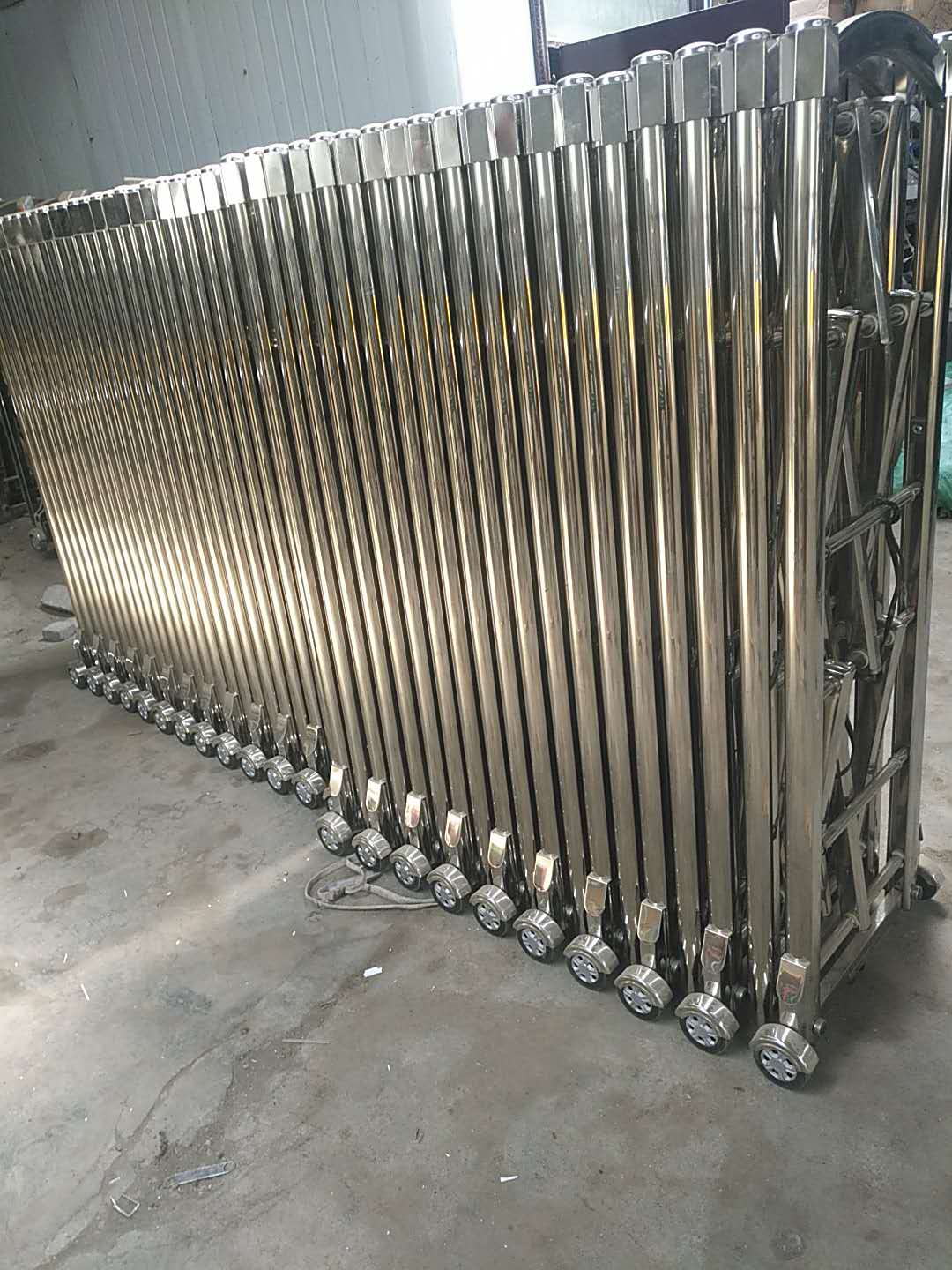 電動門    伸縮門    廠房門