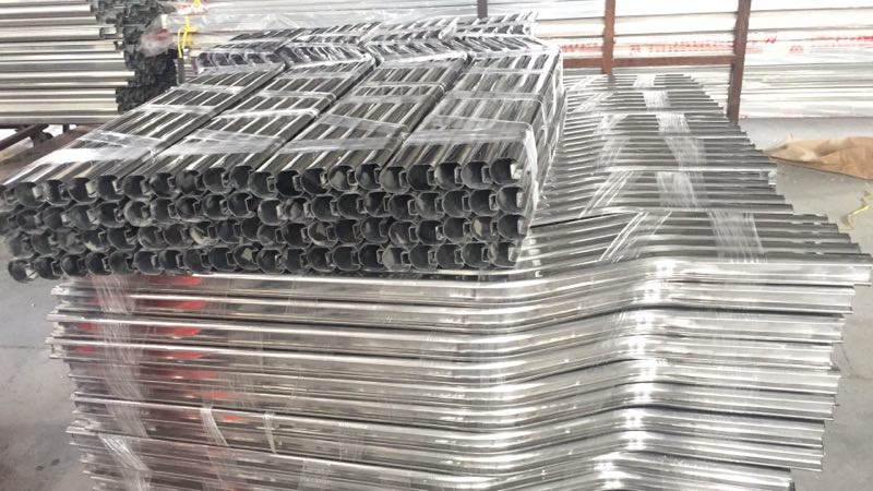 電動門    伸縮門    廠房門