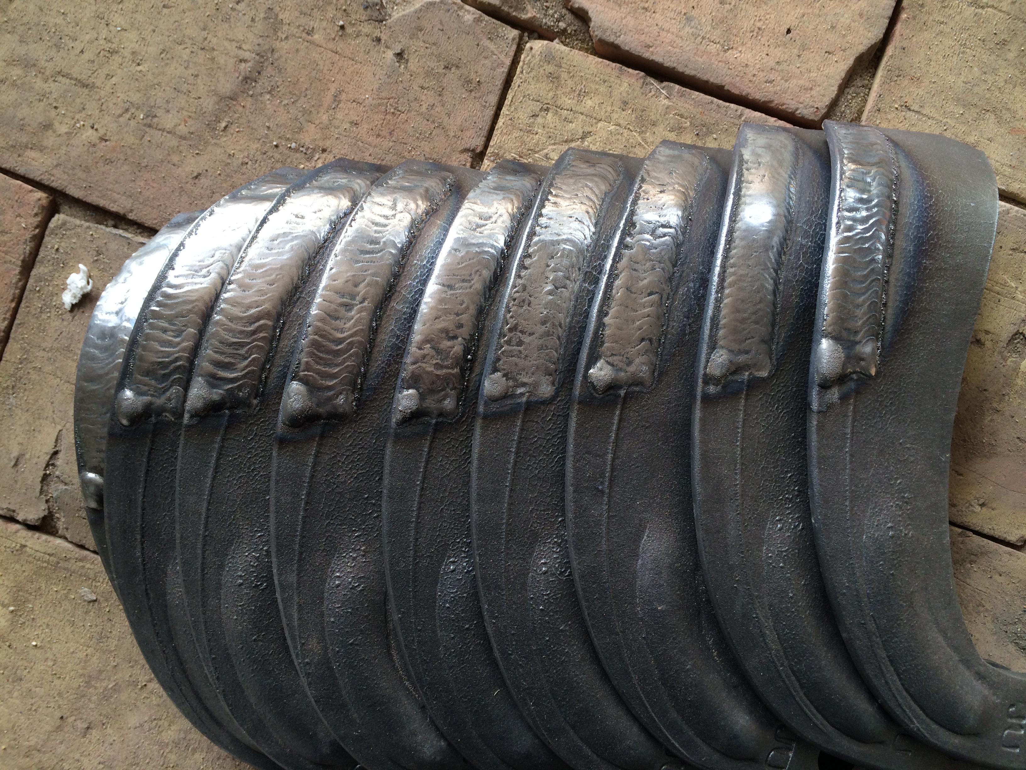 廣西等離子堆焊機(jī) 數(shù)控等離子耐磨焊機(jī)