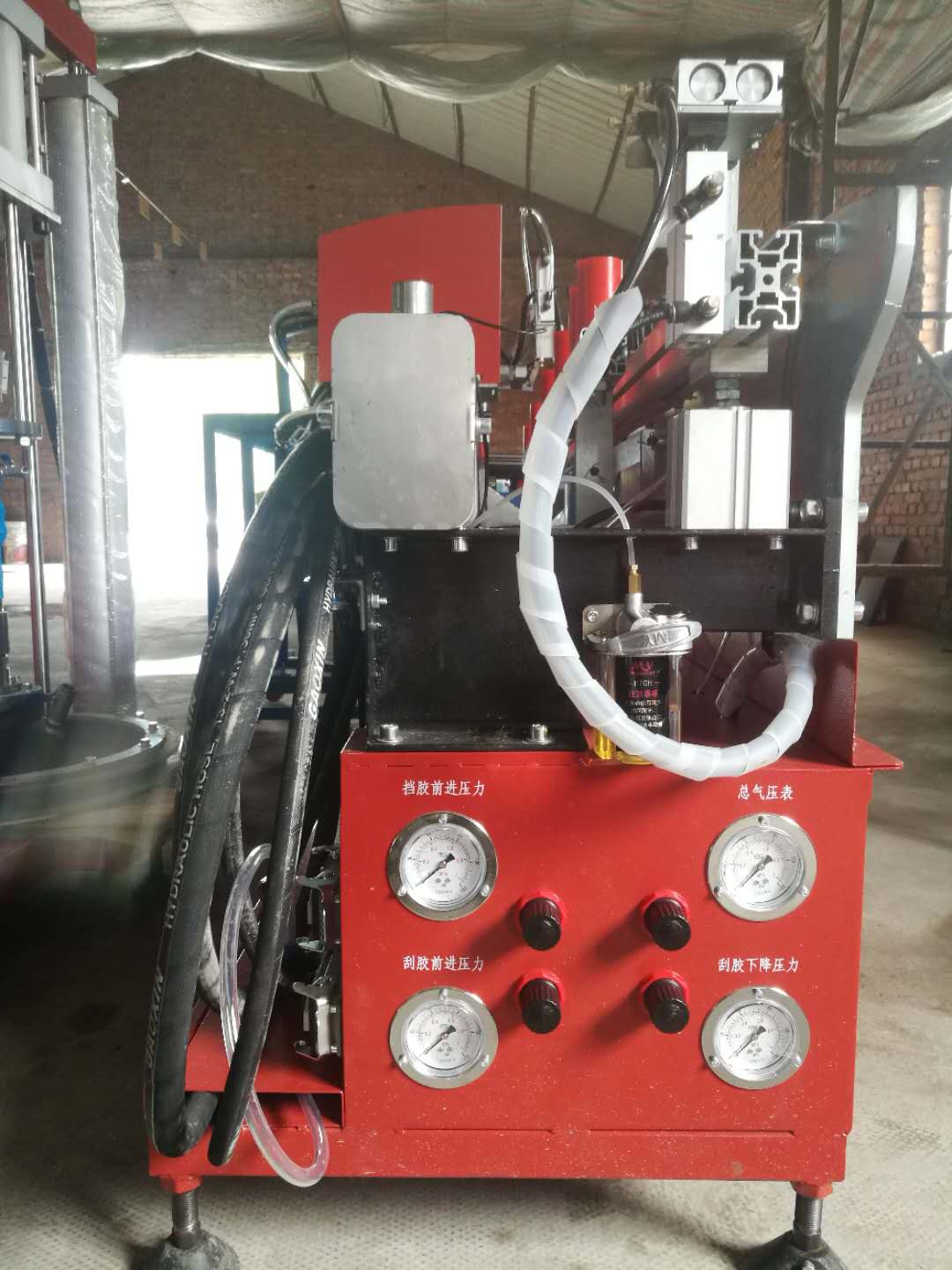 直線移動式雙組份中空玻璃自動打膠