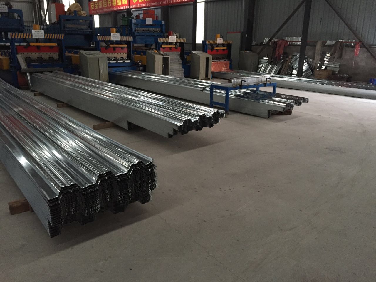 天津閉口樓承板生產(chǎn)廠家 天津閉口樓承板型號及生產(chǎn)廠家