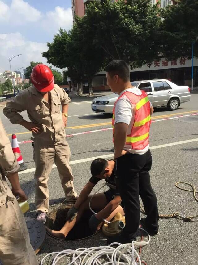 供應(yīng)西樵專業(yè)清理沉淀池雅輝公司有實(shí)力