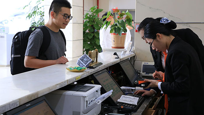 鳳崗企業(yè)工廠宣傳片拍攝制作