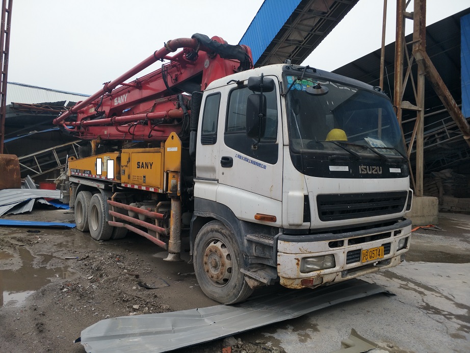 供應(yīng)二手泵車，37-56米泵車,收購閑置泵車 混凝土泵車