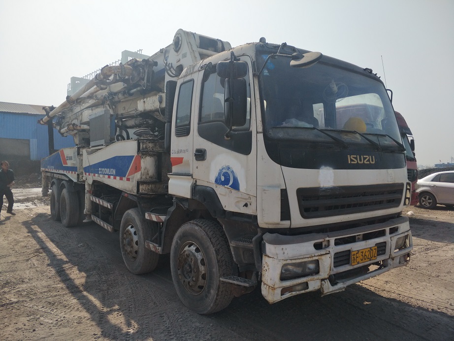 供應(yīng)二手泵車，37-56米泵車,收購閑置泵車 混凝土泵車