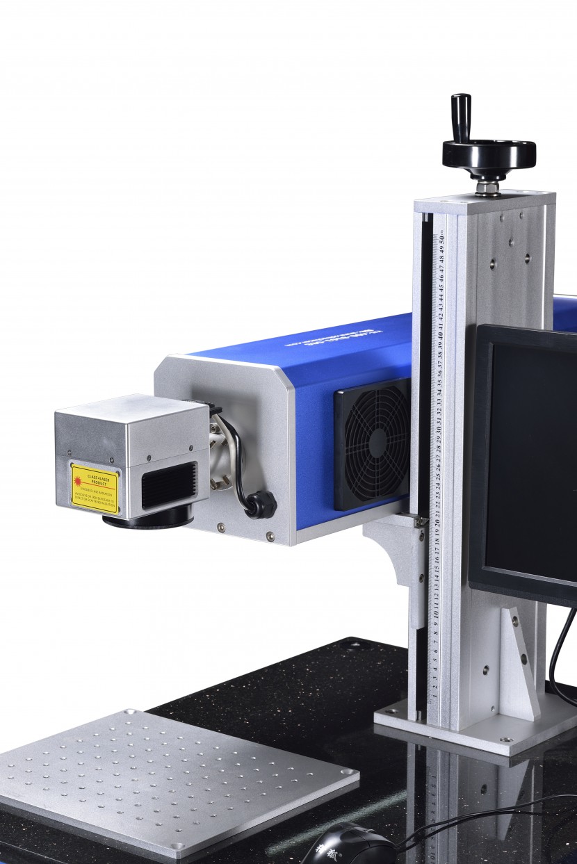 東莞賽碩鋁材光纖激光雕刻機專業(yè)設備生產(chǎn)廠家