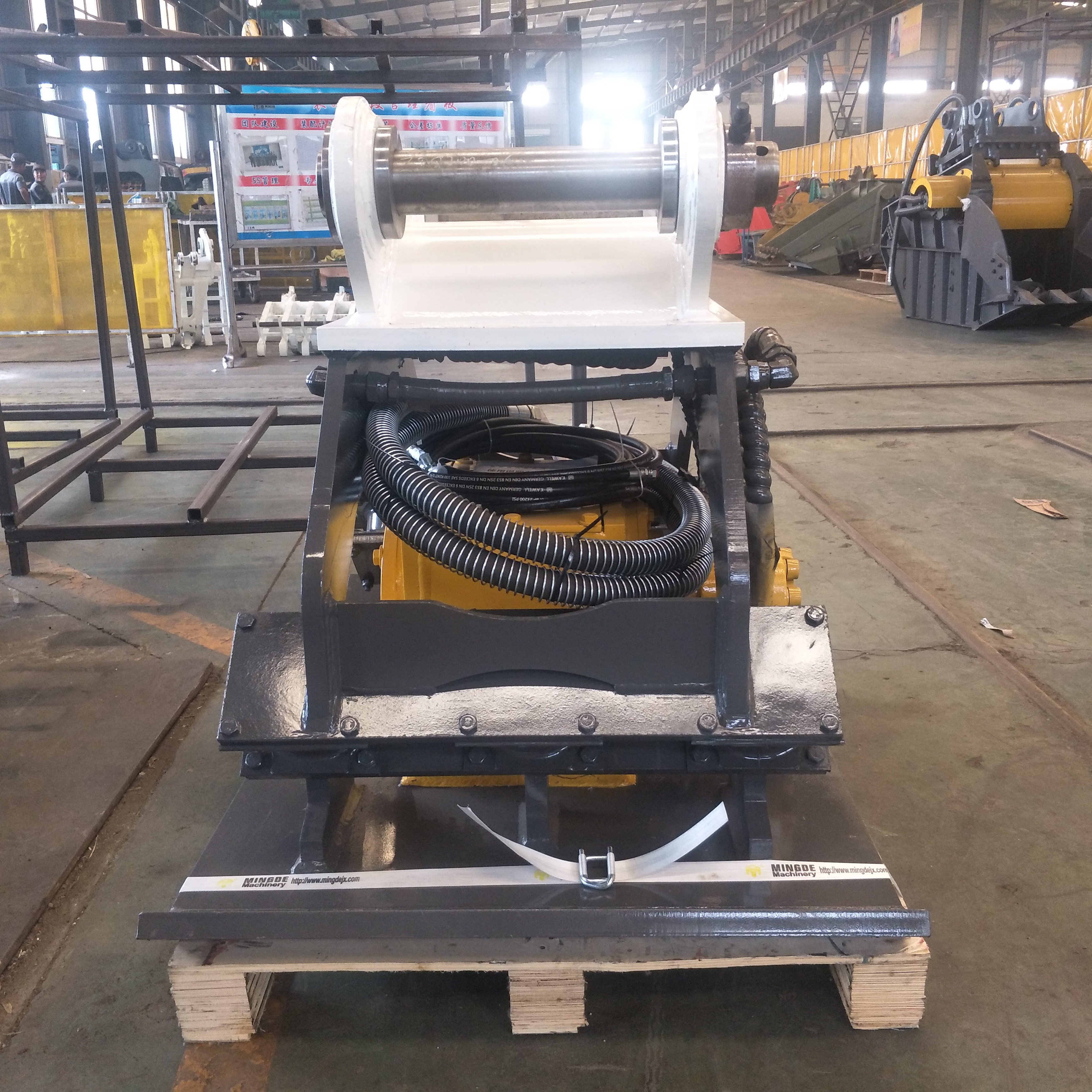 凹槽振動夯實(shí)器 液壓挖機(jī)打夯機(jī)