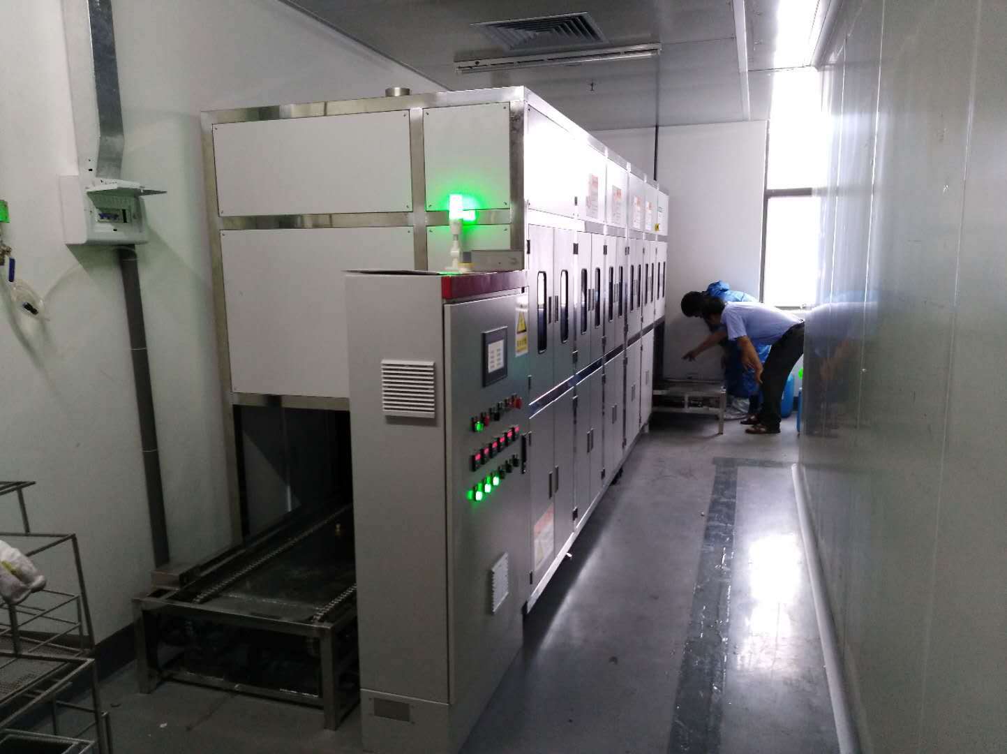 鋁合金不銹鋼工業(yè)全自動(dòng)超聲波清洗