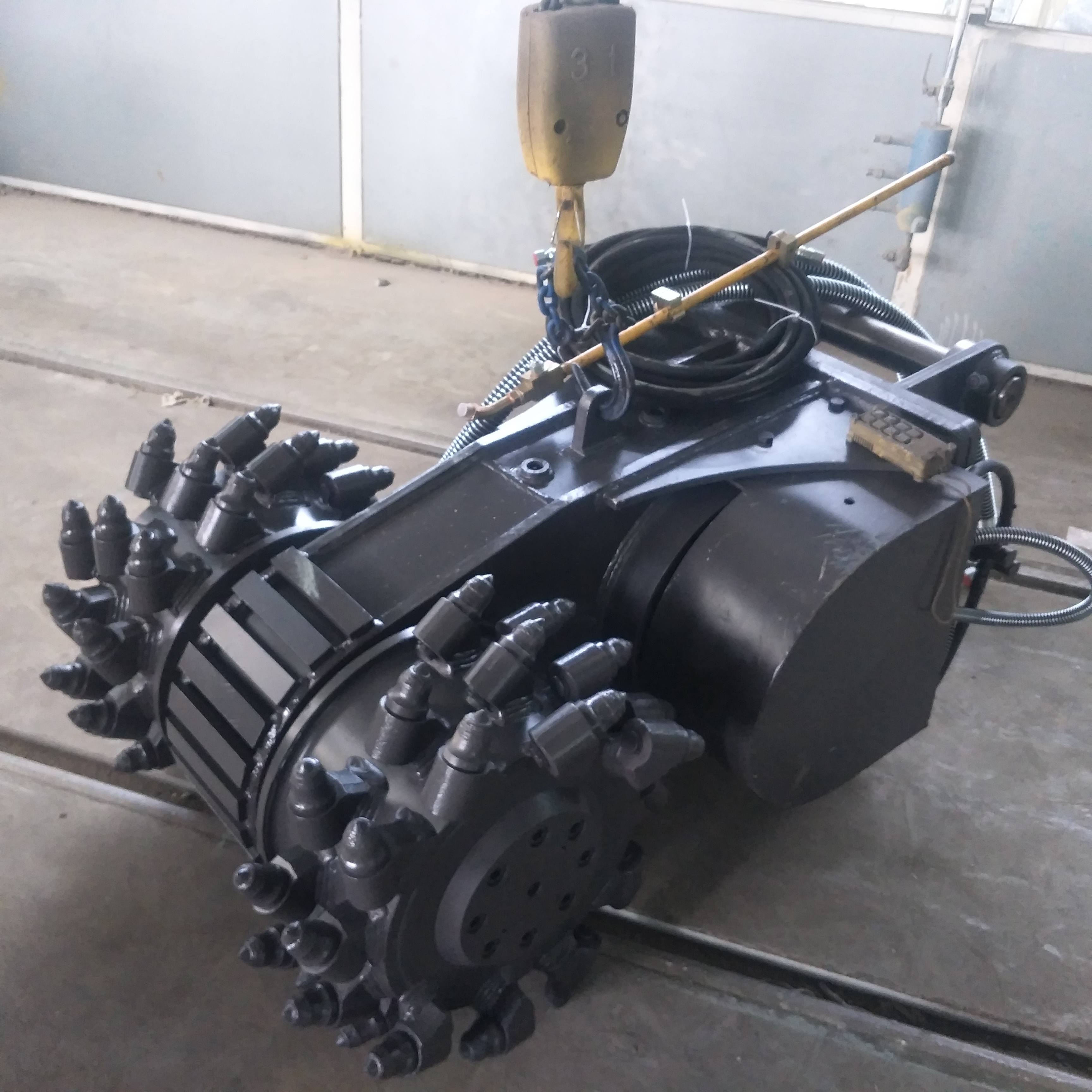 銑挖機單價 橫向銑挖機 銑刨頭