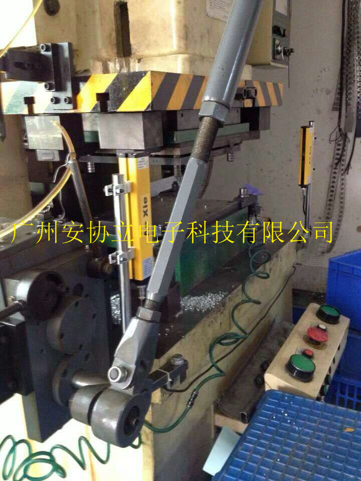 廣州批發(fā)立式注塑機(jī)配套的安全光幕