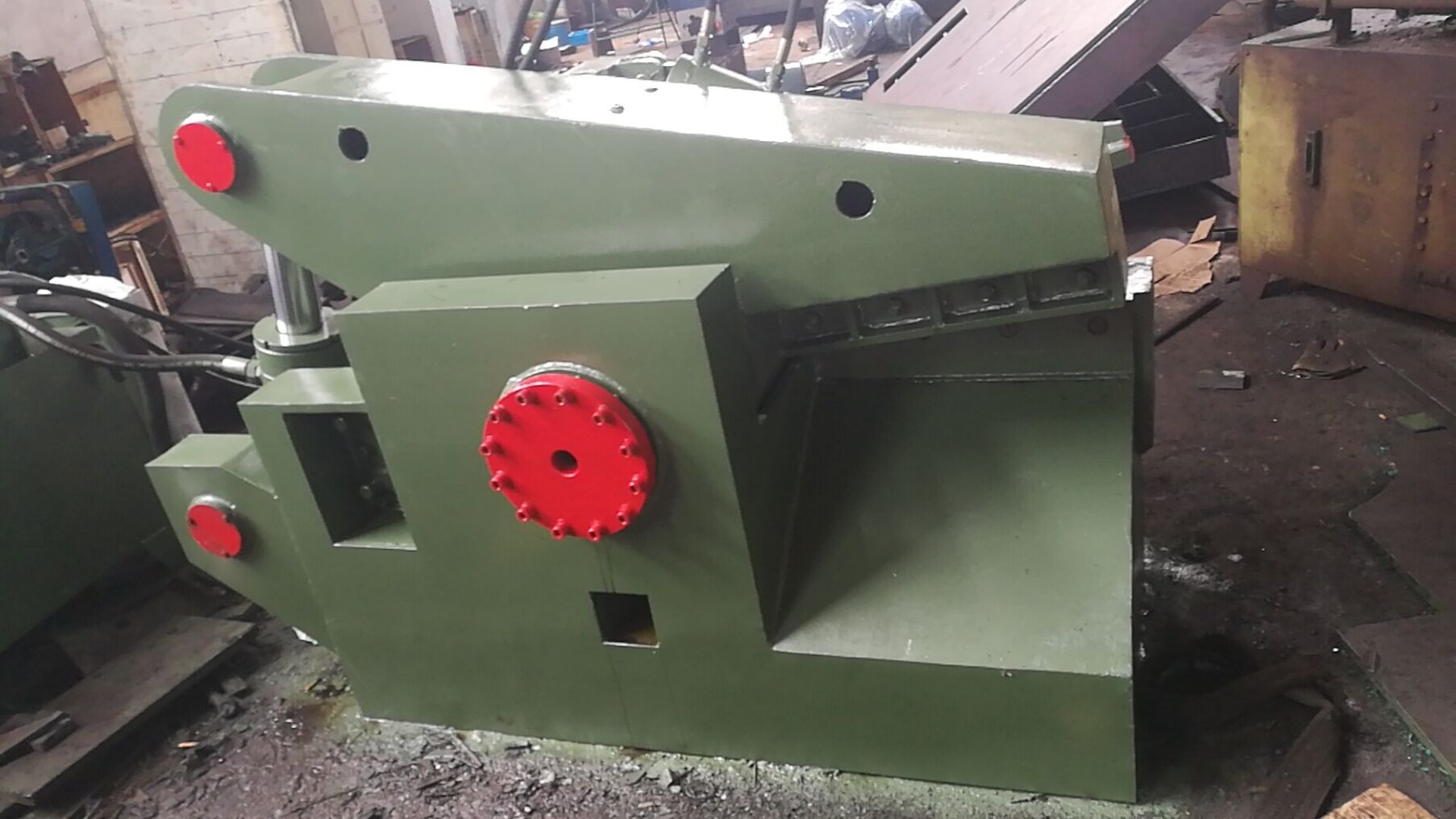 鱷魚剪切機福榮快速液壓剪切機廠家直營銷售，經濟耐用，擁有完善的售后服務