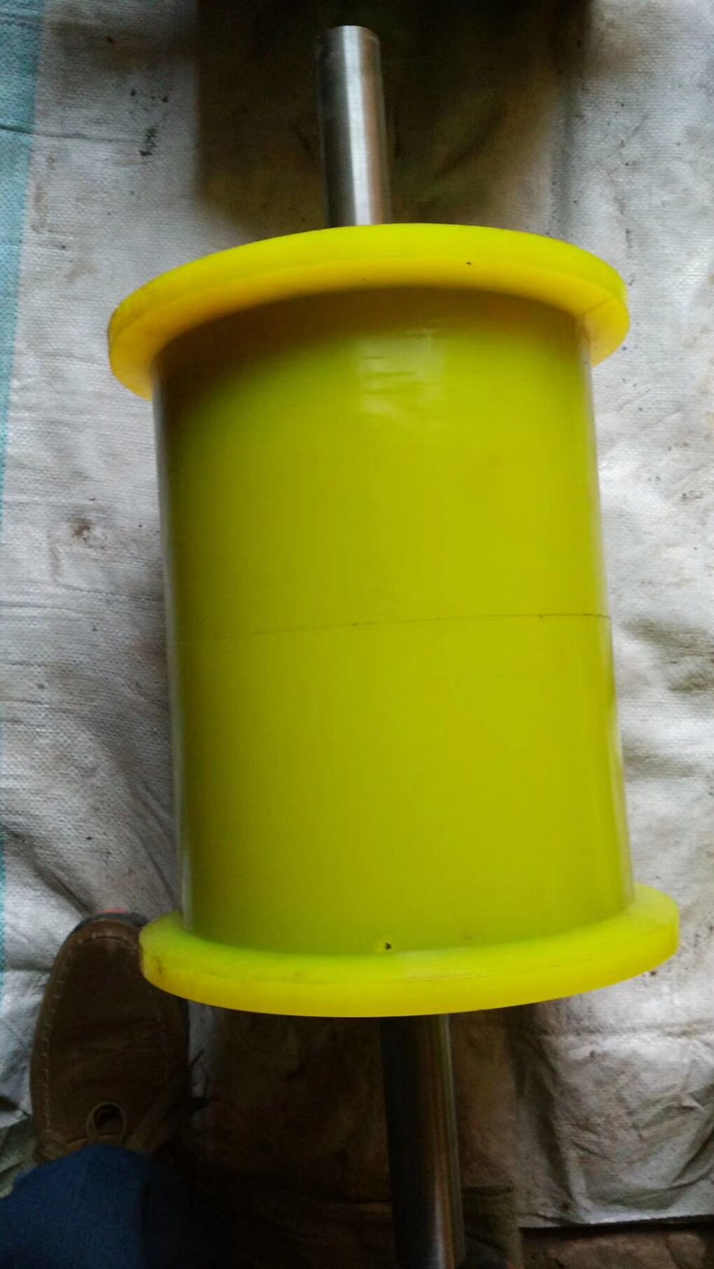 聚氨酯地滾 斜井用鋼絲繩 耐磨耐用200*300