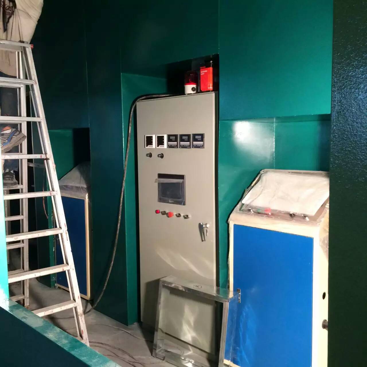 供應(yīng)水性漆表面靜電自動噴涂機(jī)