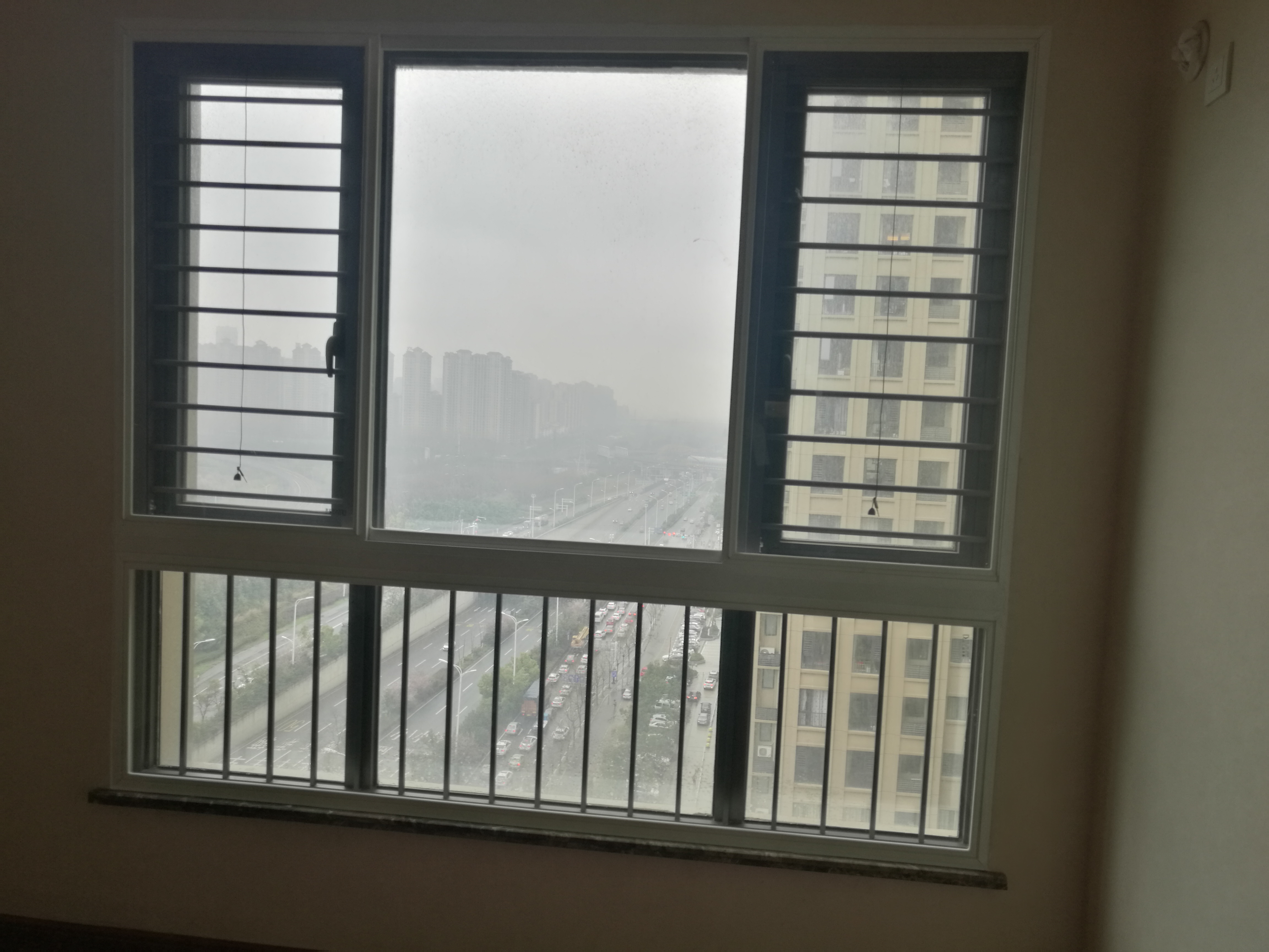 丹鹿隔音窗效果材質(zhì)更上一層樓合肥特殊隔音窗隔音玻璃