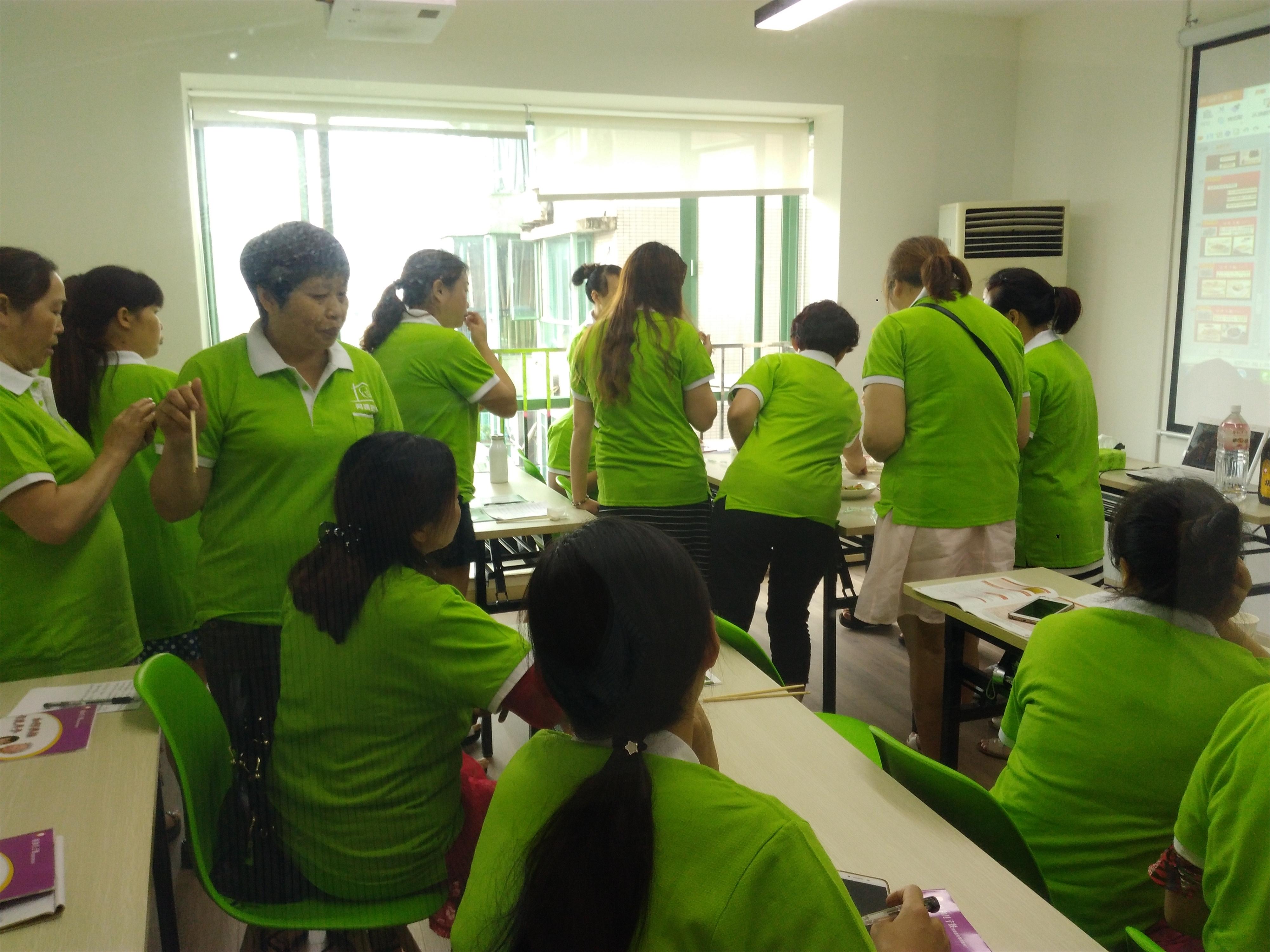 資陽月嫂培訓-資陽月嫂培訓收費標準2019 成都阿姨到家