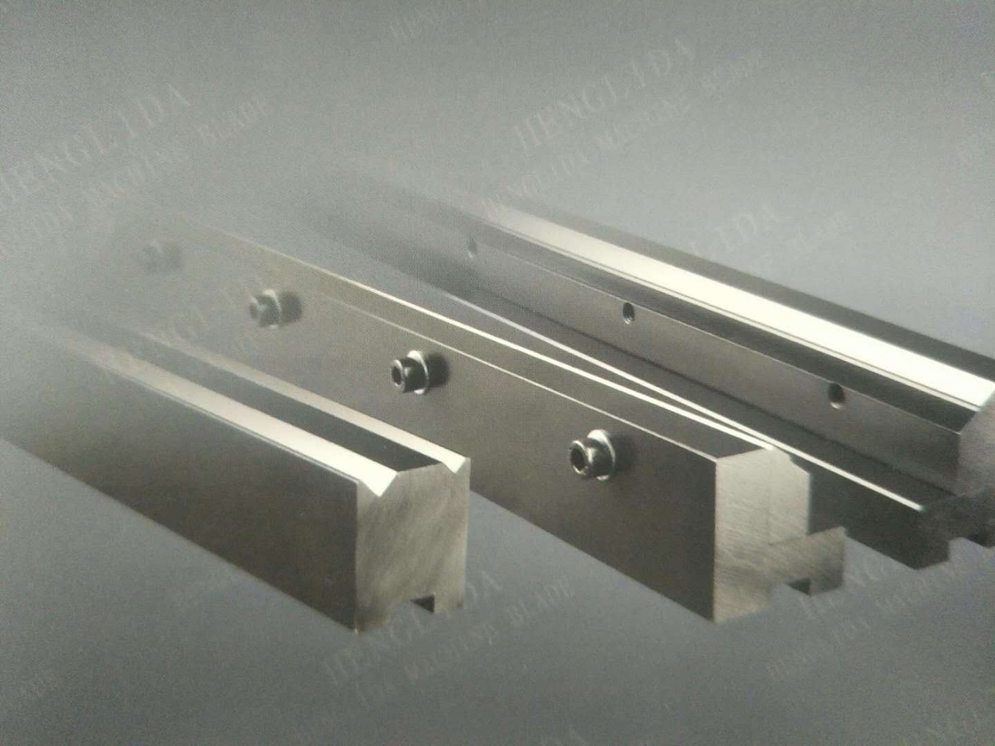 折彎機模具系列、折彎機模具生產(chǎn)廠家、折彎機模具供應(yīng)商、折彎機模具哪家好、折彎機模具廠家直銷