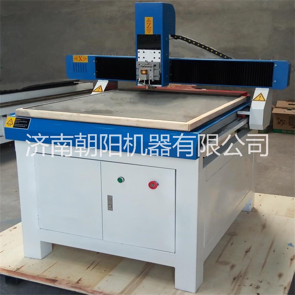 小型玻璃切割機(jī)  數(shù)控玻璃裁片機(jī)