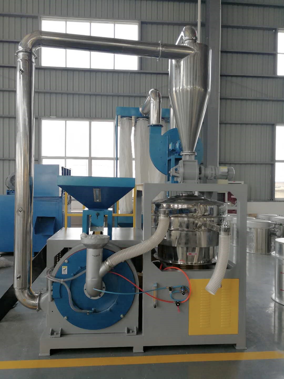 三全機(jī)械專業(yè)生產(chǎn)磨盤(pán)式磨粉機(jī)