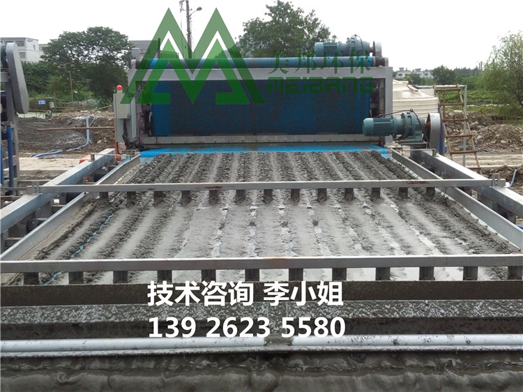 打樁泥漿脫水機，打樁污泥壓榨機，打樁泥漿處理設(shè)備，打樁污泥壓濾機，打樁泥漿固液分離設(shè)備，打樁污泥壓榨機，潮州打樁污泥脫水