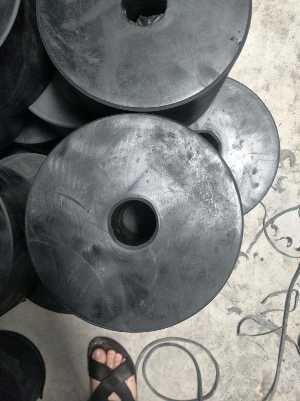 網(wǎng)架支座_隔震橡膠支座生產(chǎn)廠家 橋梁支座