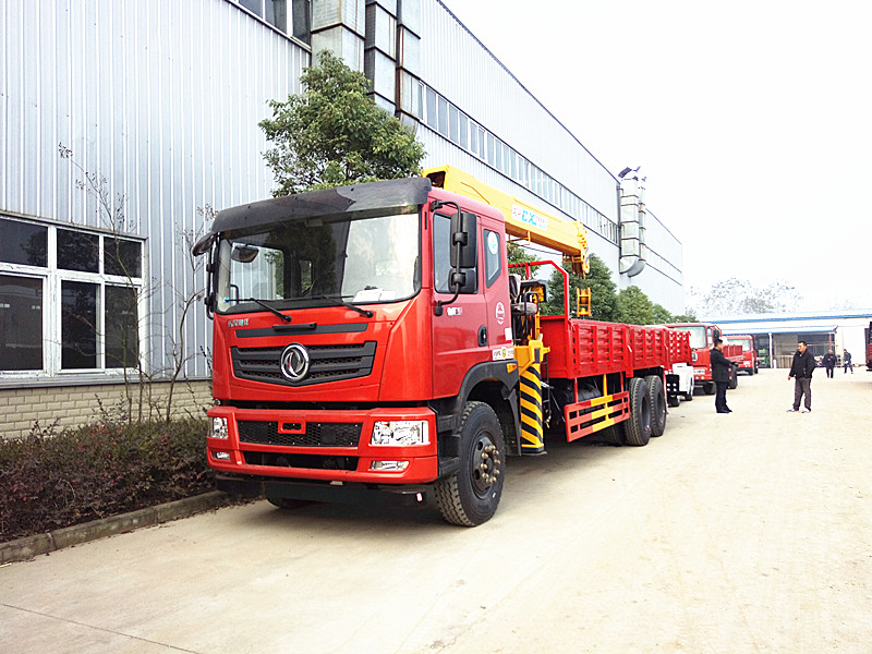 曾都區(qū)東風(fēng)神宇12噸隨車吊報價   隨州市東風(fēng)神宇12噸隨車吊廠家  湖北省東風(fēng)神宇12噸隨車吊報價