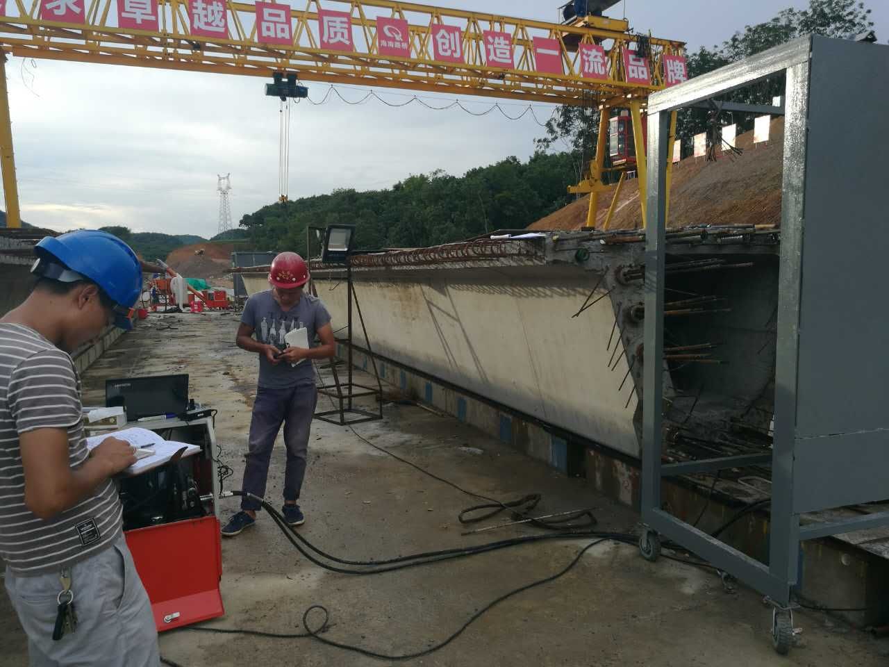 柳州智能張拉機(jī)廠家，柳州專(zhuān)業(yè)生產(chǎn)智能張拉機(jī)廠家，柳州哪里有智能張拉機(jī)制造商