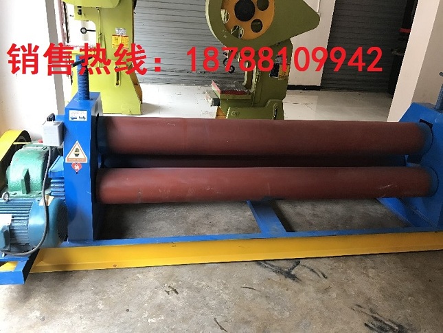 12x2200半自動卷板機(jī)云南昆明廠家直銷