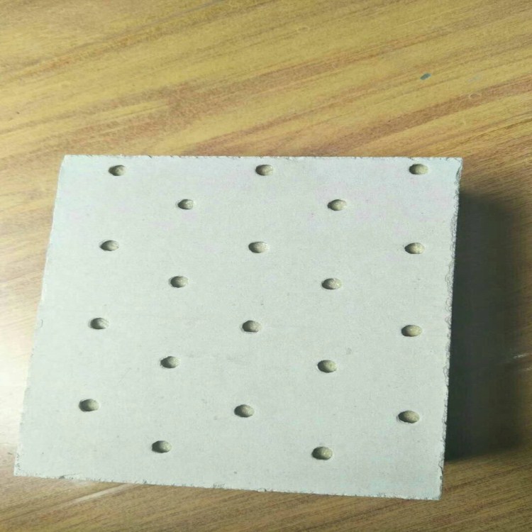 廠家現(xiàn)貨供應(yīng) A級(jí)巖棉保溫裝飾板、巖棉復(fù)合板、外墻保溫隔音板