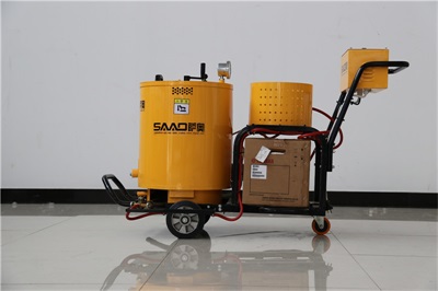 工程施工路面瀝青灌縫機(jī)價(jià)格  山東路面灌縫機(jī)生產(chǎn)廠家