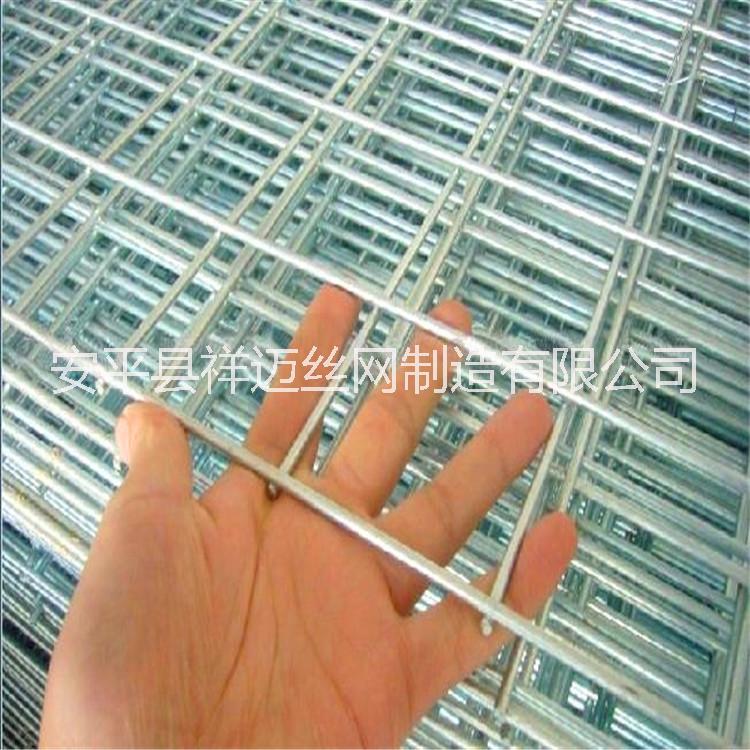 優(yōu)質(zhì)廠家 現(xiàn)貨鋼絲網(wǎng)片 養(yǎng)殖鍍鋅鋼絲網(wǎng) 焊接建筑網(wǎng)片 您用我有