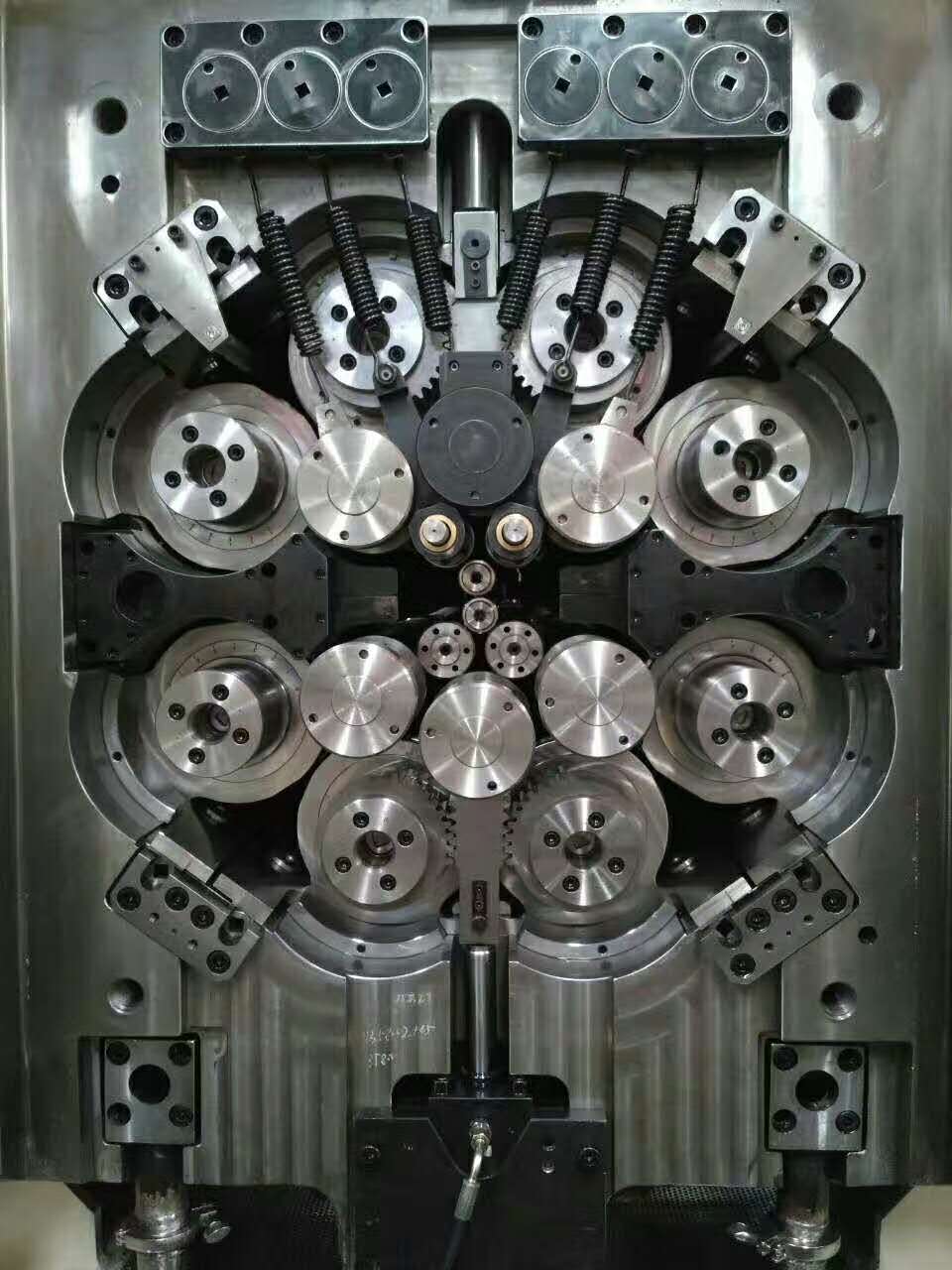 整體式二十輥軋機(jī) 新型二十輥軋機(jī)