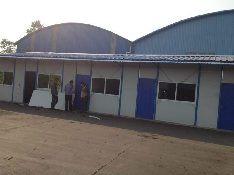 供應(yīng)鄭州彩鋼板活動(dòng)房_鄭州活動(dòng)板房廠(chǎng)