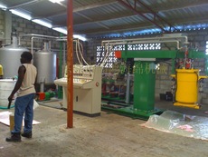 生產(chǎn)家具海綿機(jī)器設(shè)備 海綿臥式發(fā)泡機(jī) 小型手動(dòng)立式生產(chǎn)海綿 手動(dòng)發(fā)泡機(jī)