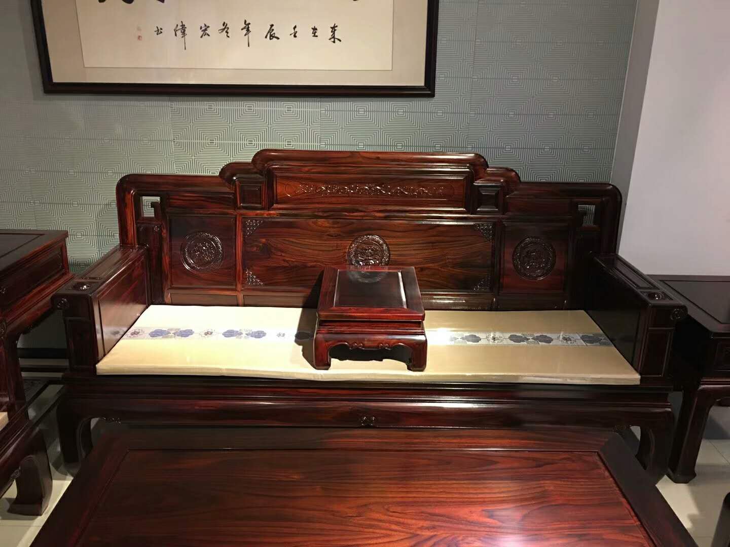 東陽華夏一品紅木黑酸枝國色天香沙發(fā)十一件套