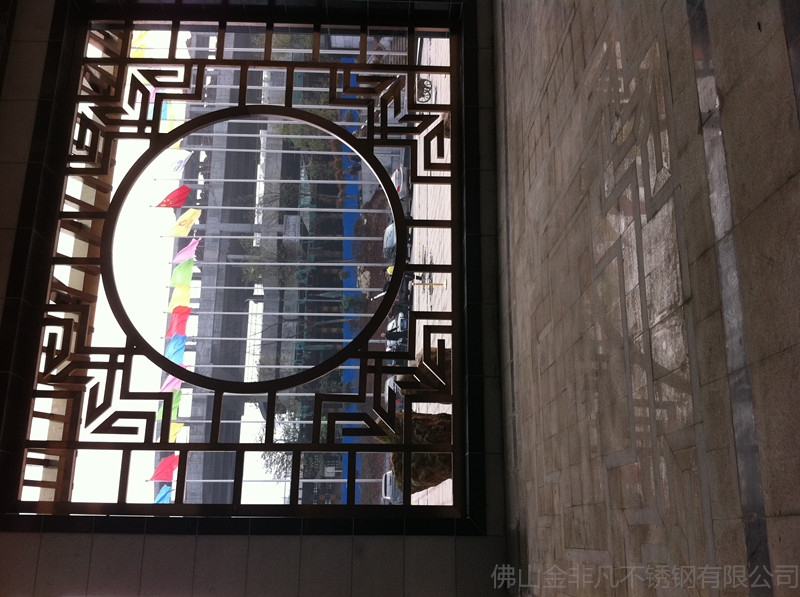 廠家定制黑鈦不銹鋼屏風(fēng) 鏡面黑鈦屏風(fēng) 折疊隔斷屏風(fēng)  黑鈦折疊屏風(fēng)  黑鈦不銹鋼屏風(fēng)隔斷