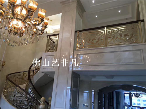 紅古銅鋁板鏤空護(hù)欄 樓梯鋁藝護(hù)欄生產(chǎn)廠家  鋁板鏤空樓梯護(hù)欄