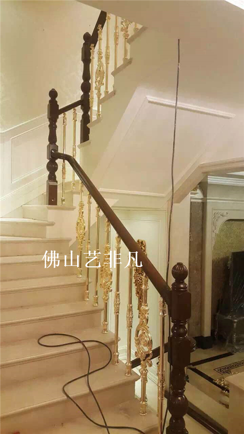 揚州板式鋁雕花樓梯護欄和古典式鋁藝樓梯護欄