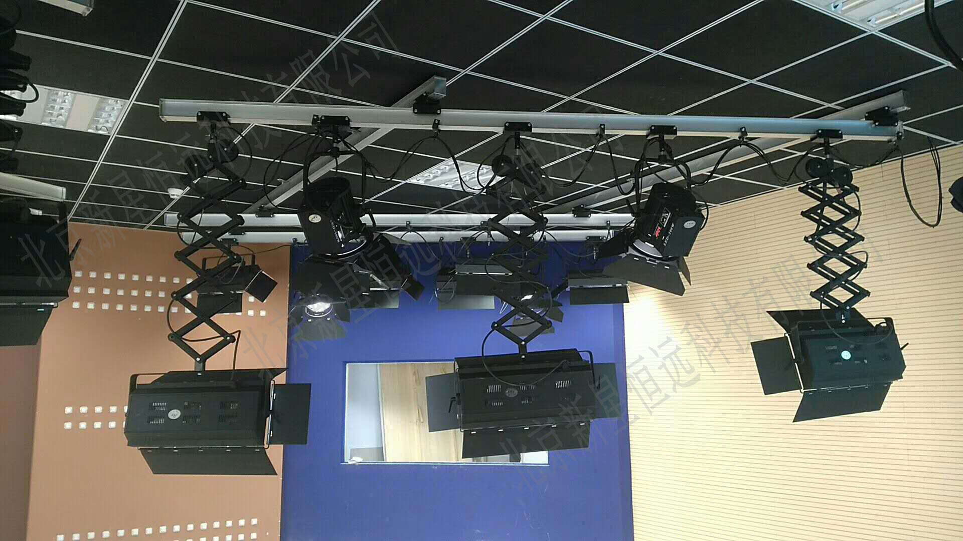 供應 演播室綠箱制作演播室燈光制作藍虛擬演播室綠背景 摳像綠箱