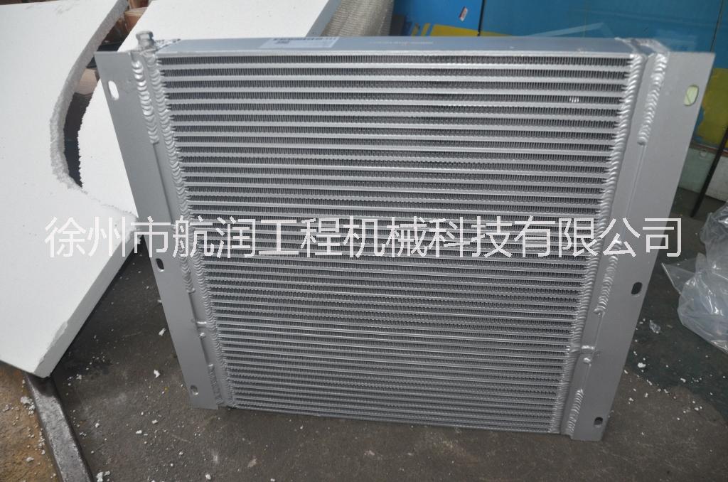 20噸壓路機(jī)液壓油散熱器  徐工18噸壓路機(jī)液壓油散熱器 散熱器廠家 散熱器報(bào)價(jià) 散熱器供應(yīng)商