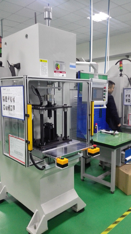 金屬襯套壓裝機(jī)，汽車(chē)水泵壓裝機(jī)