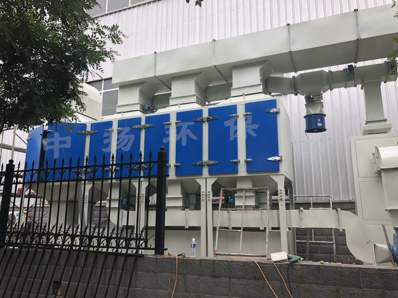中揚聯(lián)創(chuàng)環(huán)保催化燃燒設(shè)備
