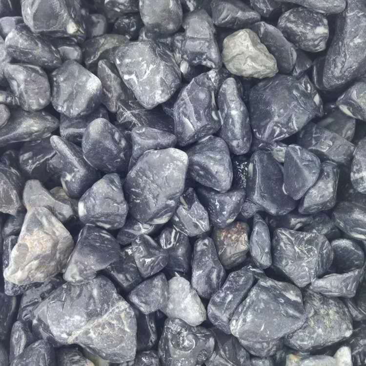 彩色鵝卵石 墻面地坪水洗彩色石子 gr*el 園林設(shè)計(jì)出口鵝卵石