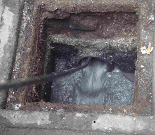 【郝師傅】 鄭州建設(shè)路疏通下水道馬桶疏通地漏水管維修化糞池清理窨井