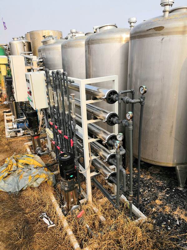 出售二手制藥設(shè)備 平板離心機(jī) 多功能粉碎機(jī) 三維混合機(jī) 二手制藥設(shè)備廠家