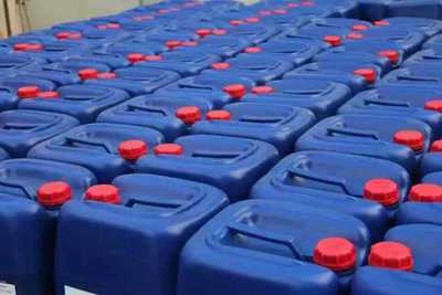 金銀卡清漆-安全環(huán)保耐磨的新型化工產(chǎn)品